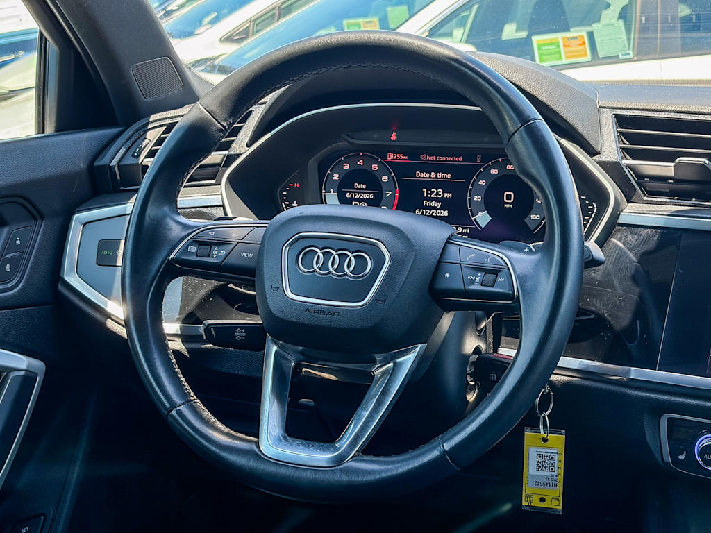 Thumbnail: 2022 Audi Q3 - 8