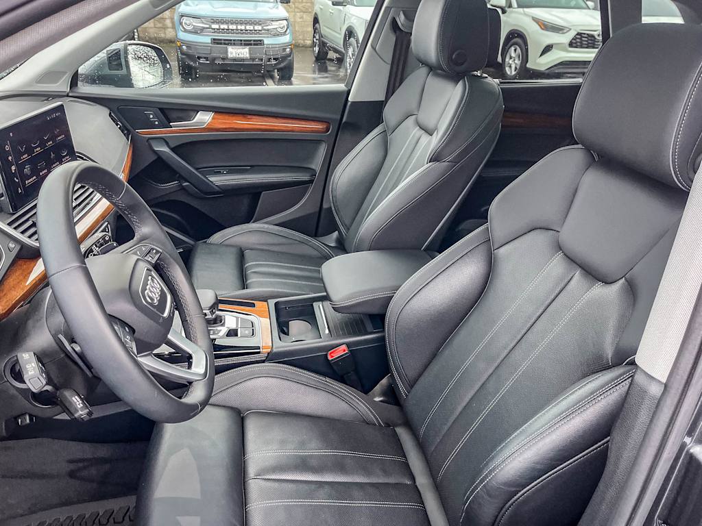 Thumbnail: 2023 Audi Q5 - 10