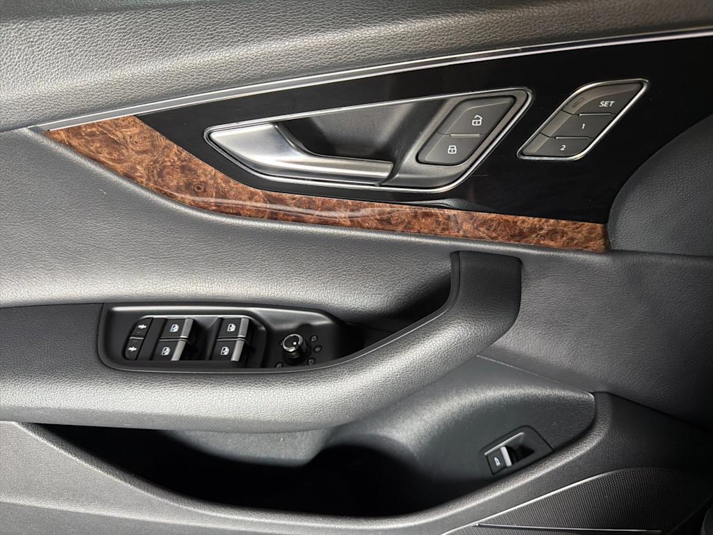 Thumbnail: 2019 Audi Q7 - 21