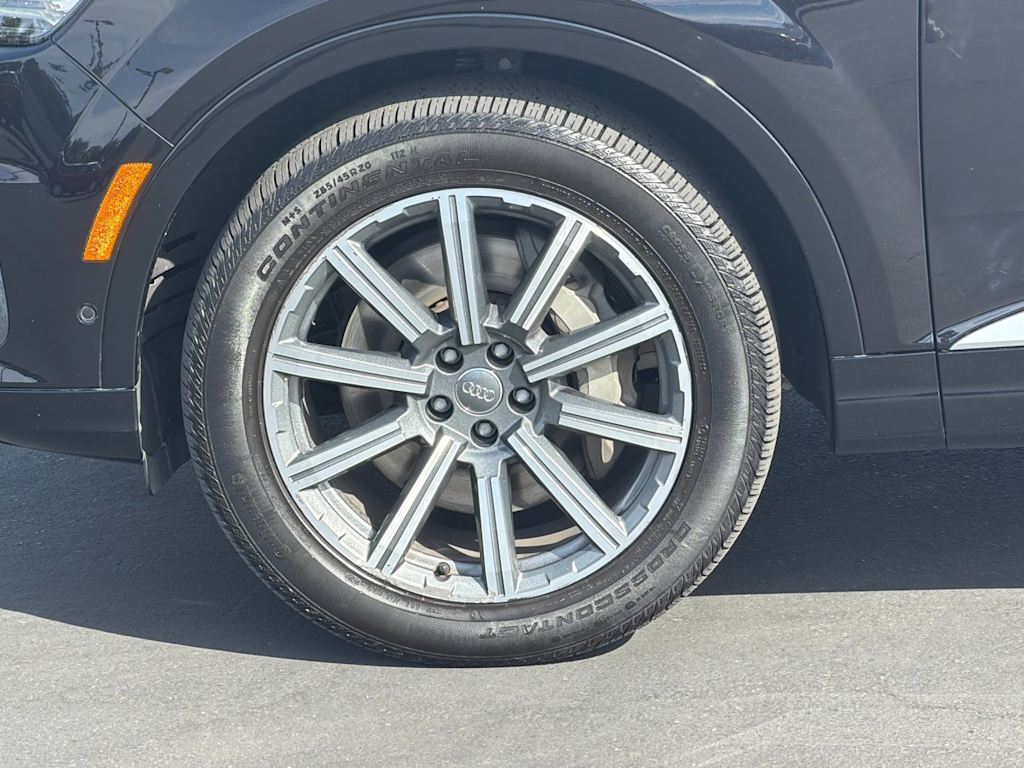 Thumbnail: 2019 Audi Q7 - 8