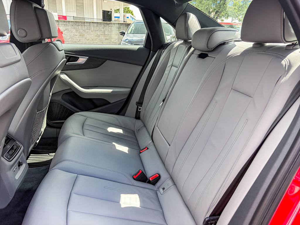 Thumbnail: 2020 Audi A4 - 11