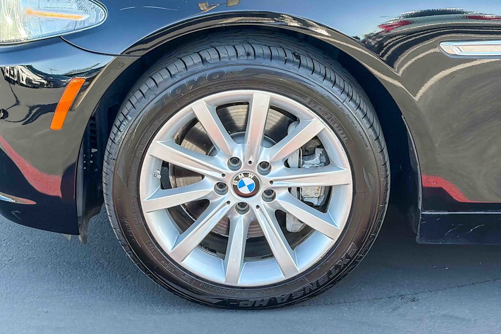 Thumbnail: 2015 BMW 5 Series - 6