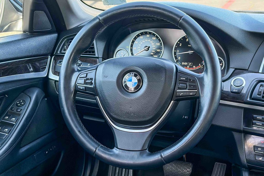 Thumbnail: 2015 BMW 5 Series - 8