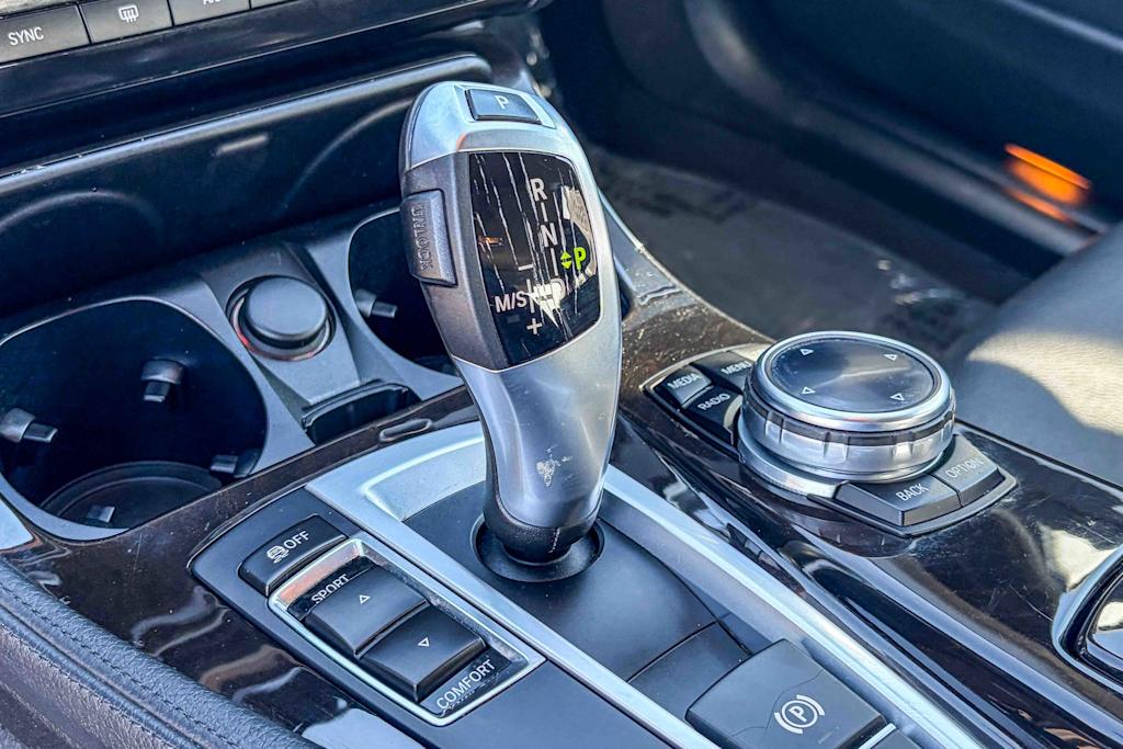 Thumbnail: 2015 BMW 5 Series - 13