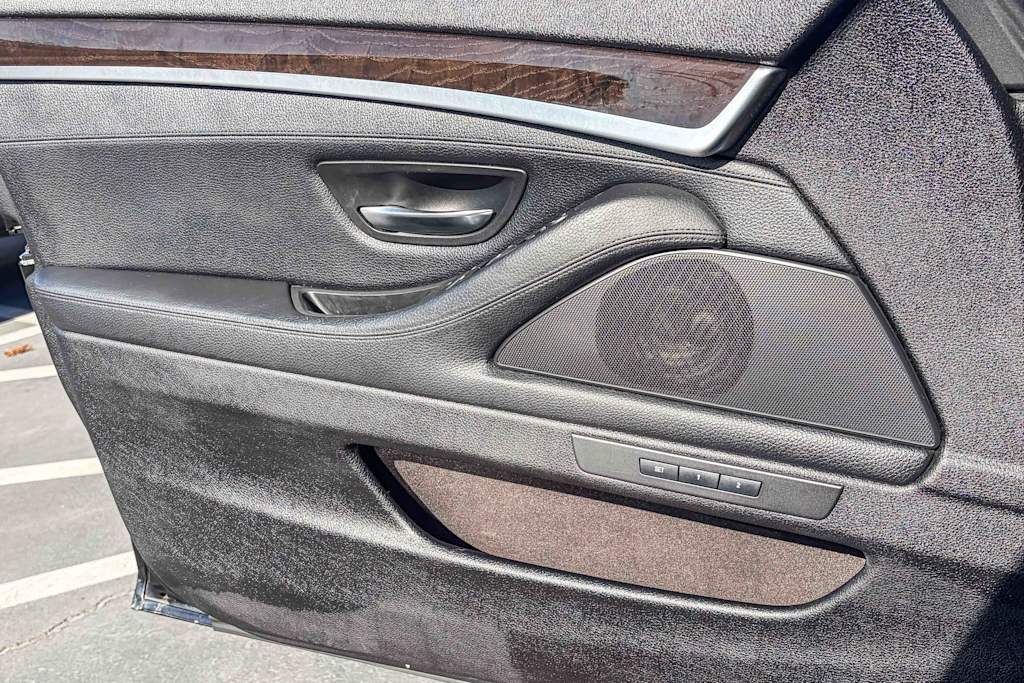 Thumbnail: 2015 BMW 5 Series - 22