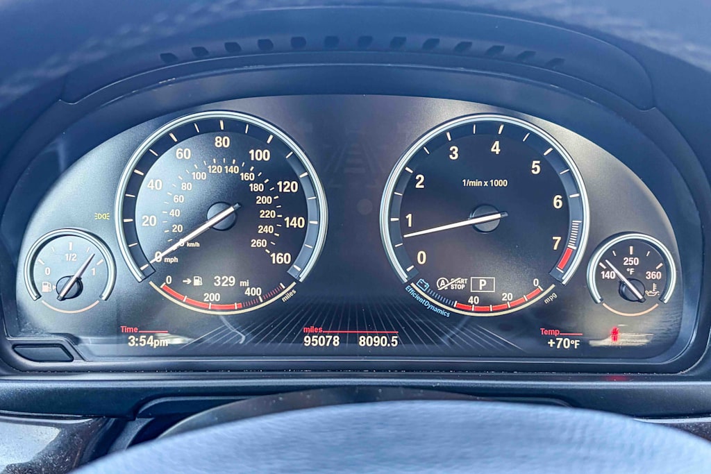 Thumbnail: 2015 BMW 5 Series - 14