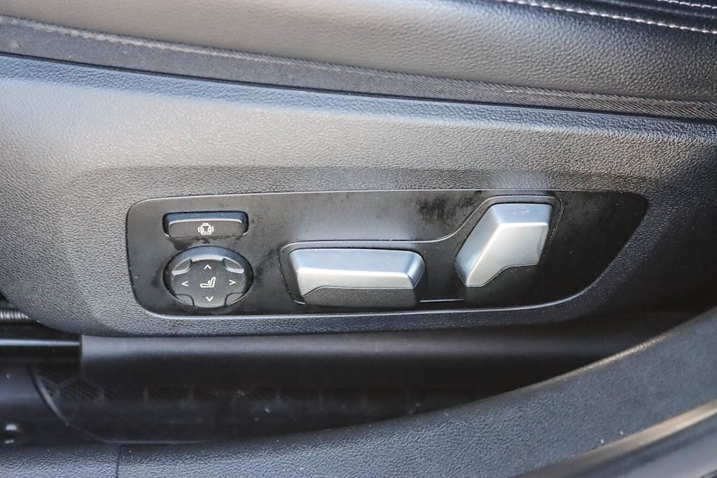 Thumbnail: 2020 BMW 3 Series - 25