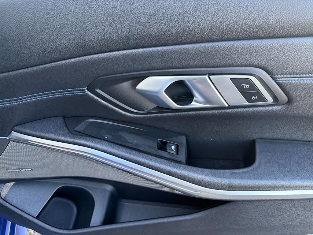 Thumbnail: 2020 BMW 3 Series - 24
