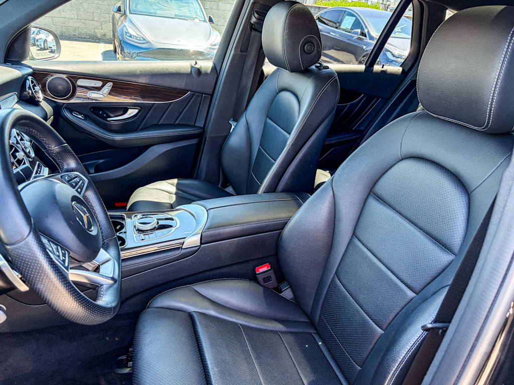 Thumbnail: 2019 Mercedes-Benz GLC - 11