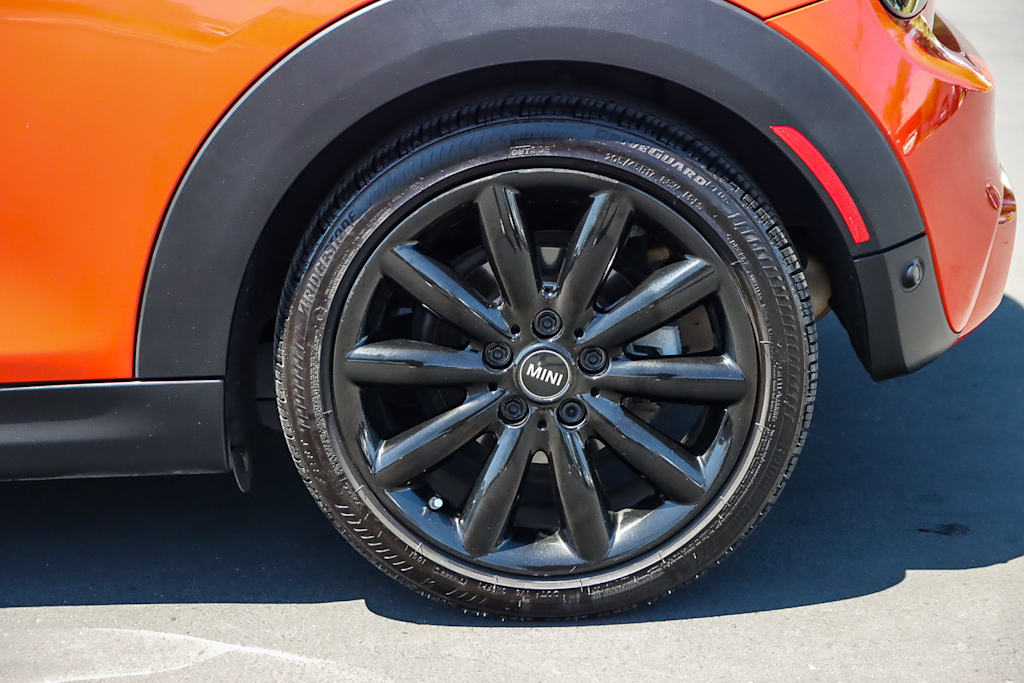 Thumbnail: 2019 MINI Cooper - 21
