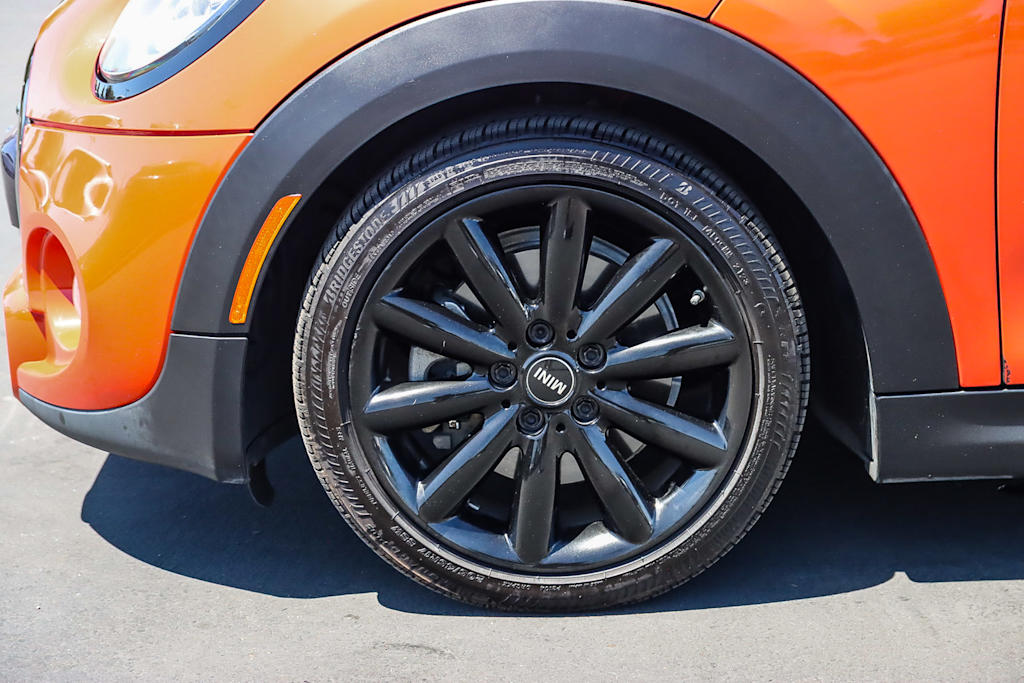 Thumbnail: 2019 MINI Cooper - 6