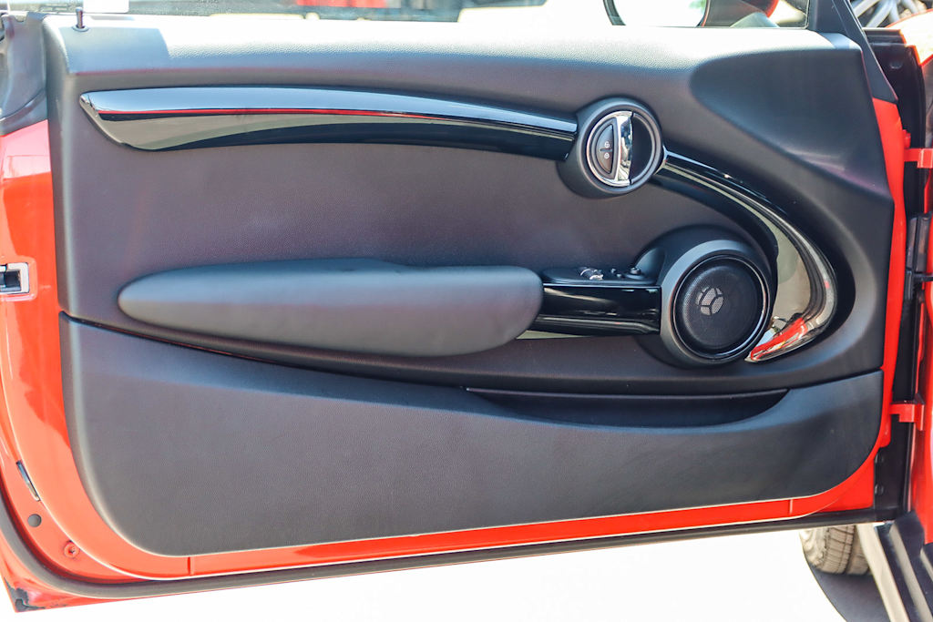 Thumbnail: 2019 MINI Cooper - 23