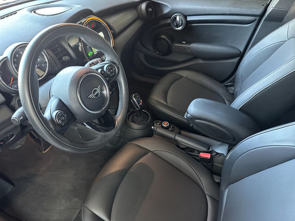 Thumbnail: 2020 MINI Cooper - 10