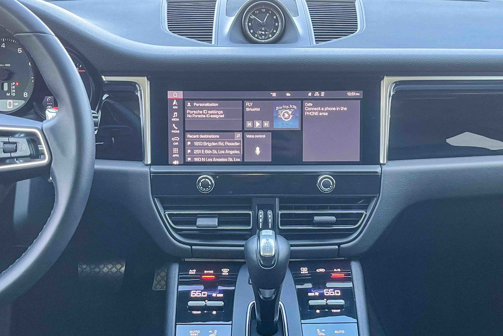 Thumbnail: 2024 Porsche Macan - 8