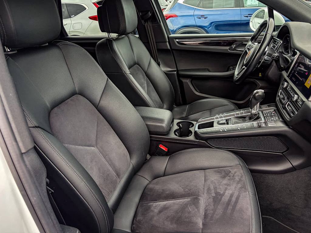 Thumbnail: 2019 Porsche Macan - 10