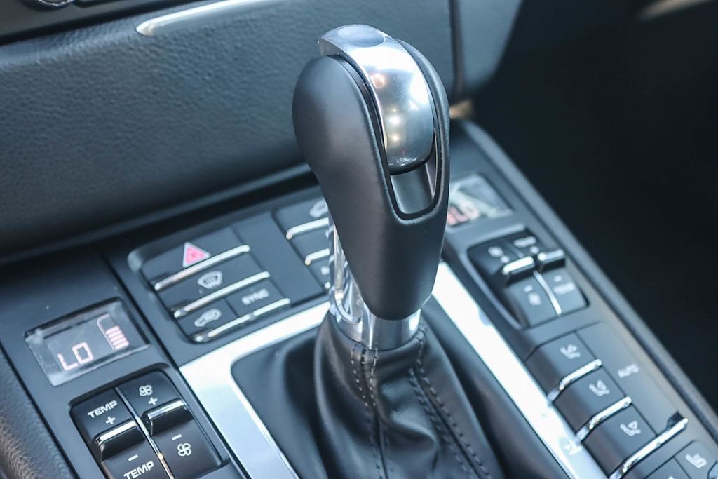 Thumbnail: 2018 Porsche Macan - 12