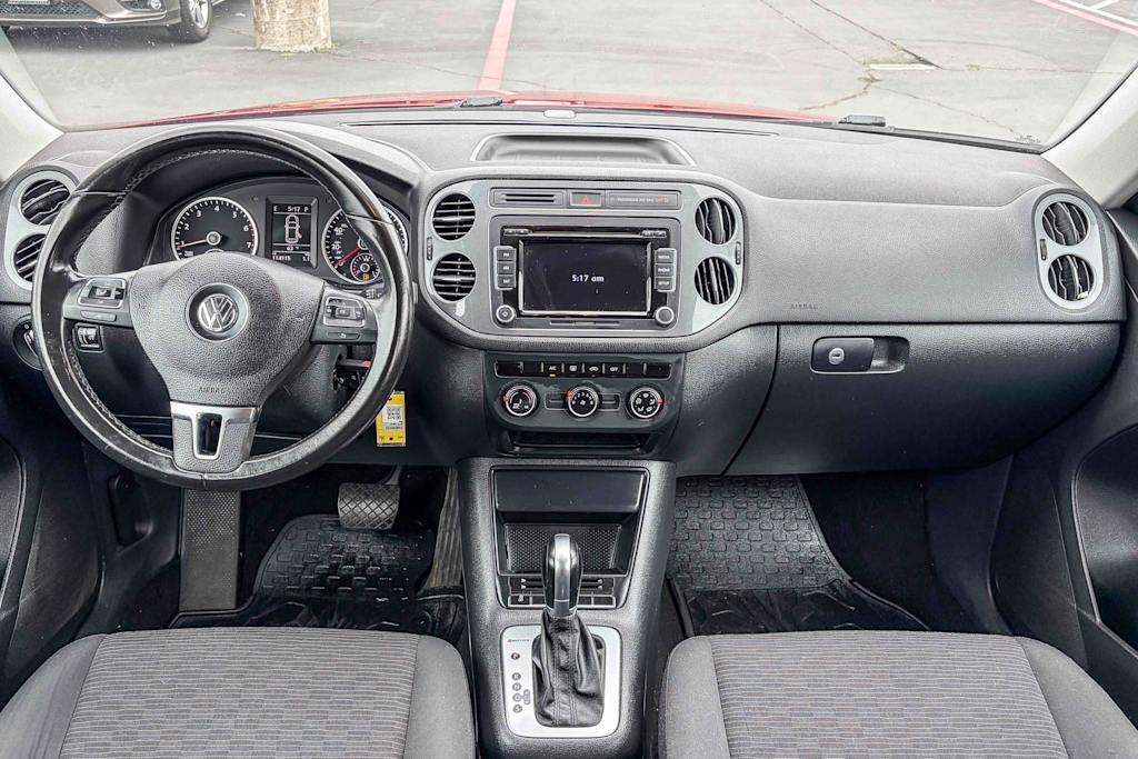 Thumbnail: 2015 Volkswagen Tiguan - 2