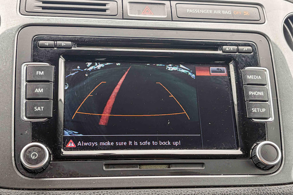 Thumbnail: 2015 Volkswagen Tiguan - 25