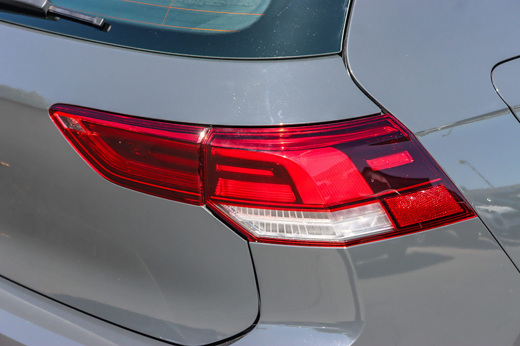 Thumbnail: 2023 Volkswagen Golf - 20
