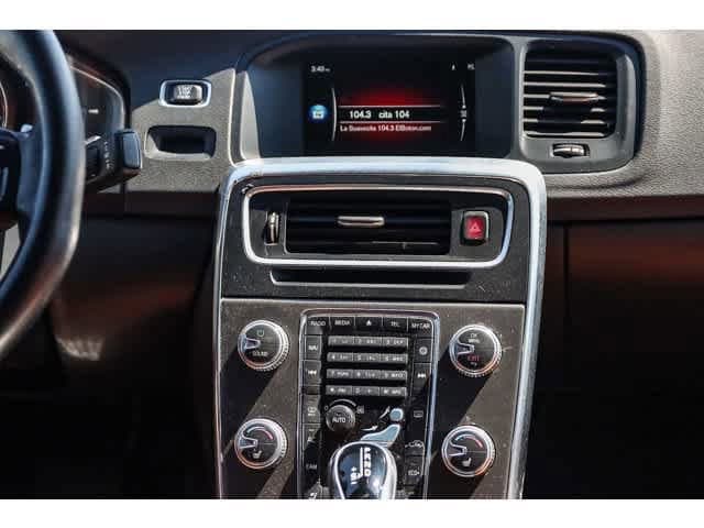 Thumbnail: 2016 Volvo S60 - 23