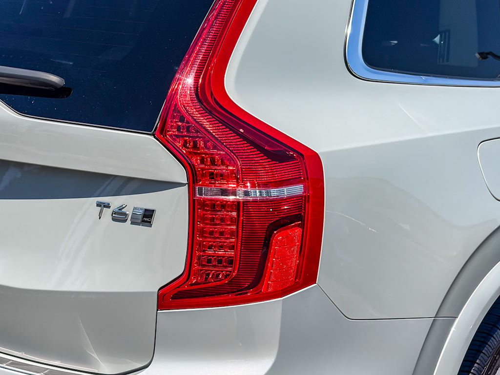 Thumbnail: 2020 Volvo XC90 - 20