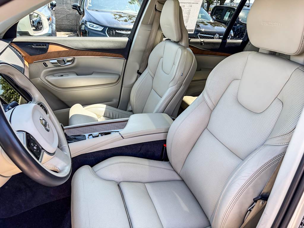 Thumbnail: 2020 Volvo XC90 - 10