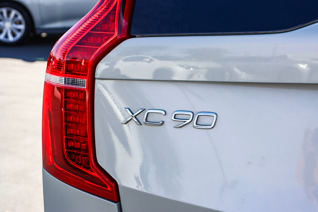 2021 Volvo XC90 T8 Inscription 6