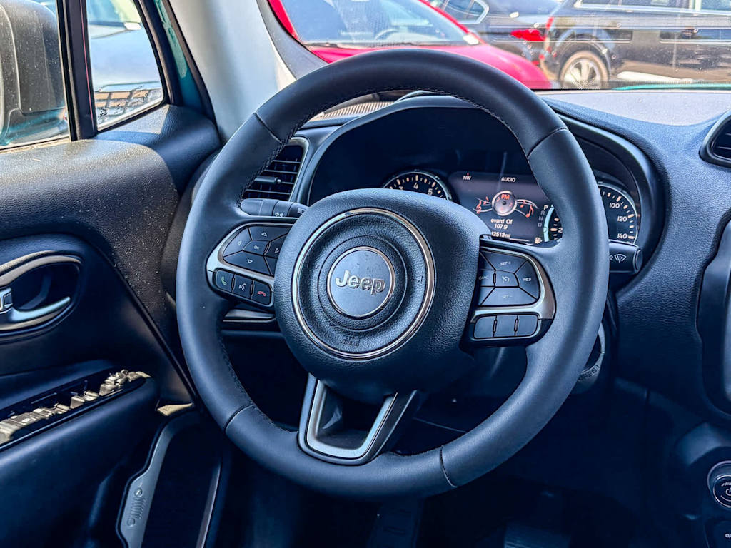 Thumbnail: 2022 Jeep Renegade - 8