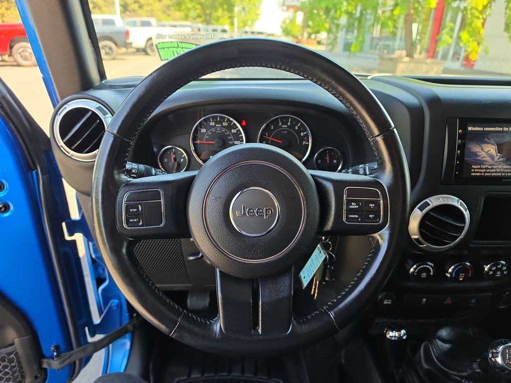 Thumbnail: 2016 Jeep Wrangler - 2
