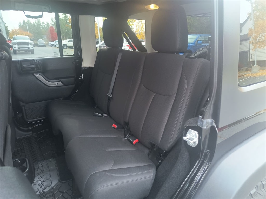 Thumbnail: 2017 Jeep Wrangler - 10