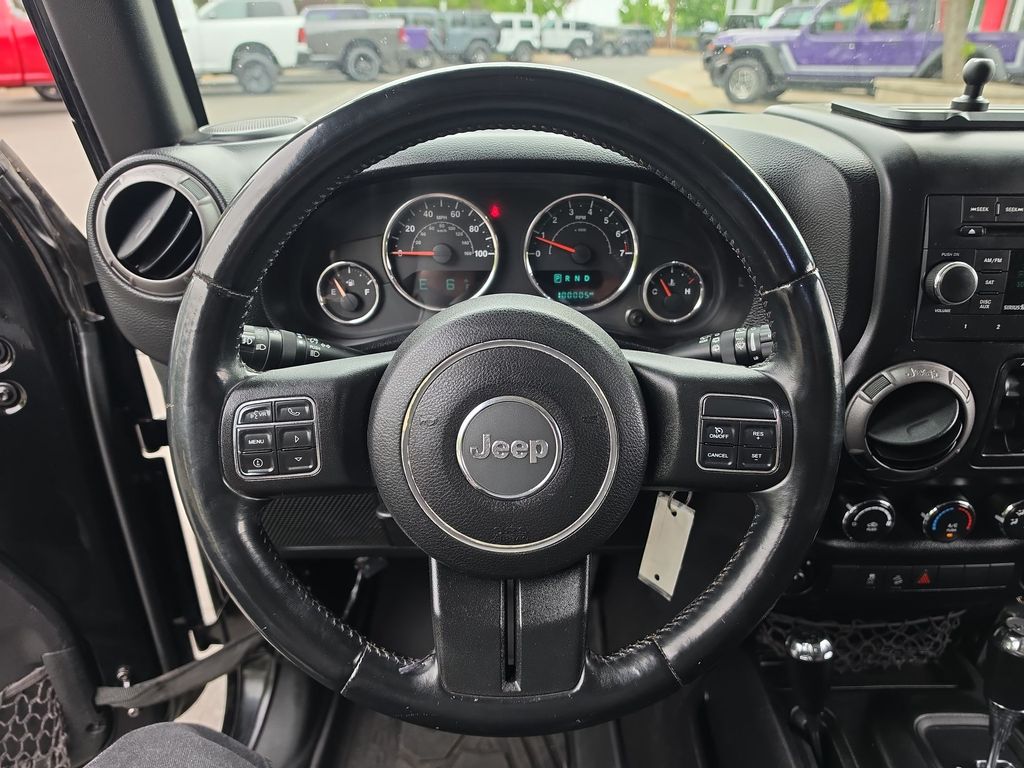 Thumbnail: 2015 Jeep Wrangler - 2