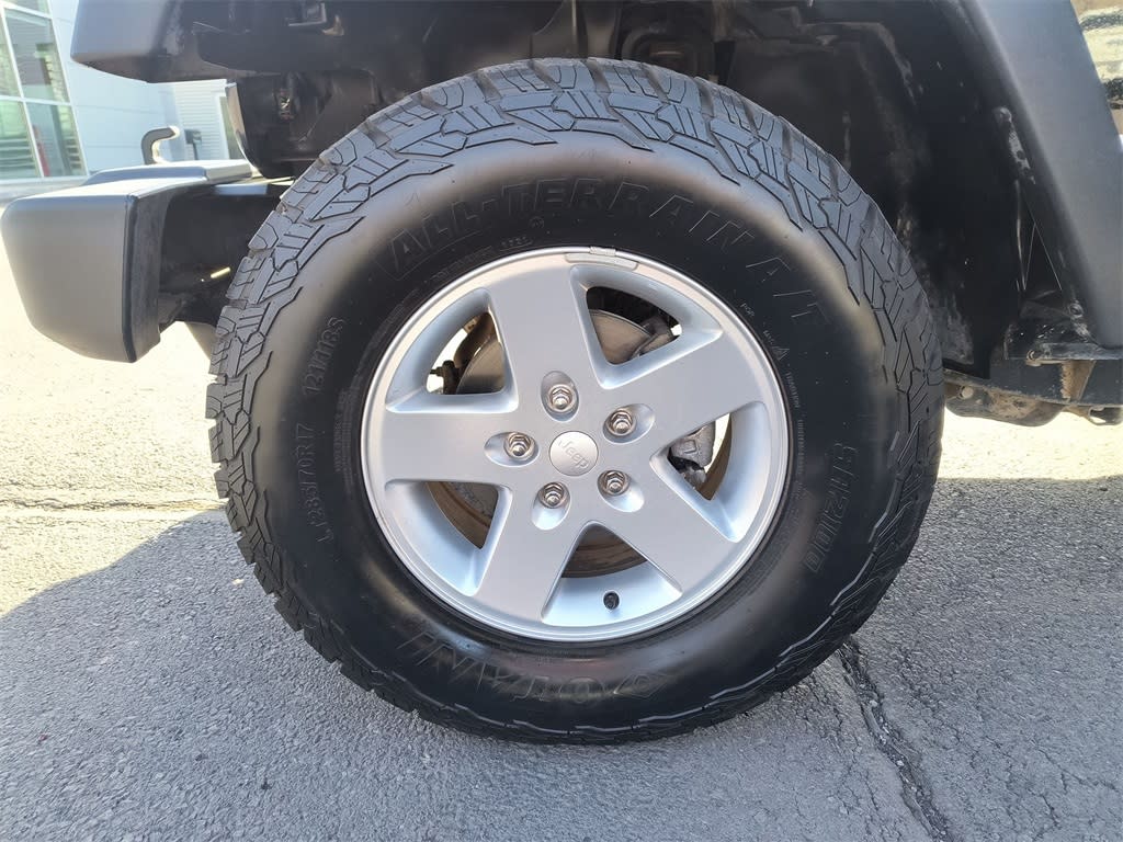 Thumbnail: 2016 Jeep Wrangler - 6