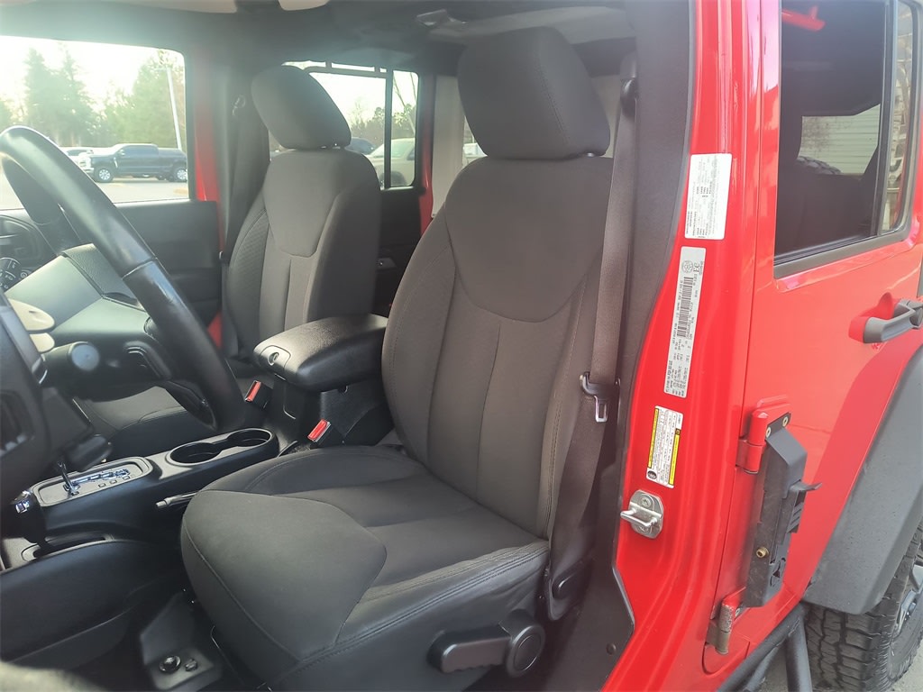 Thumbnail: 2018 Jeep Wrangler - 8