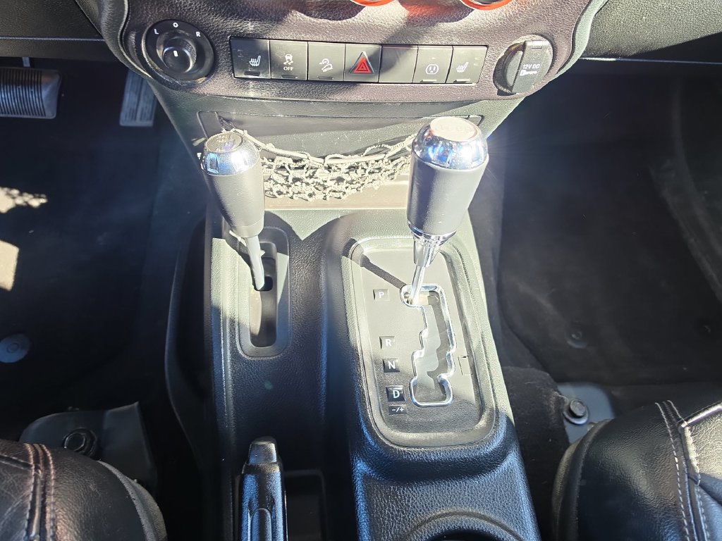 Thumbnail: 2018 Jeep Wrangler - 13