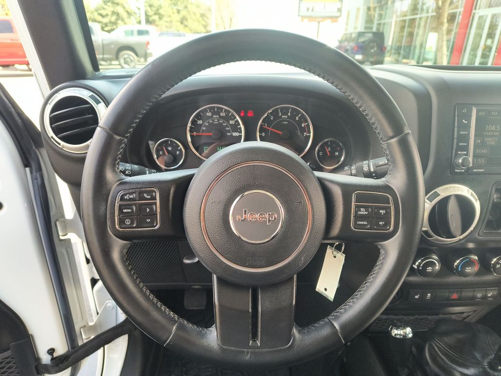 Thumbnail: 2017 Jeep Wrangler - 2