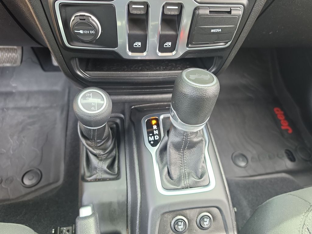 Thumbnail: 2020 Jeep Wrangler - 12