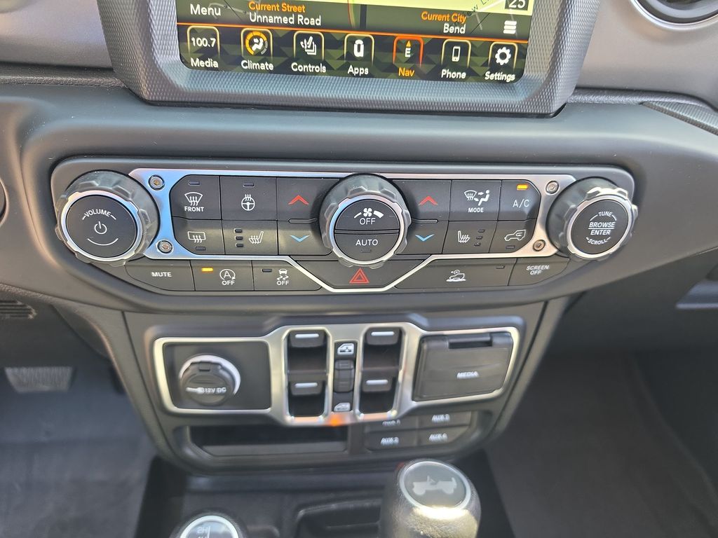 Thumbnail: 2023 Jeep Wrangler - 24