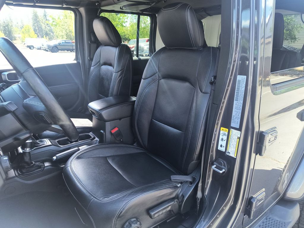 Thumbnail: 2018 Jeep Wrangler - 8
