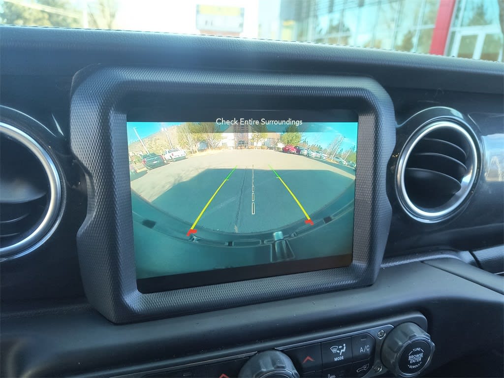 Thumbnail: 2020 Jeep Wrangler - 22