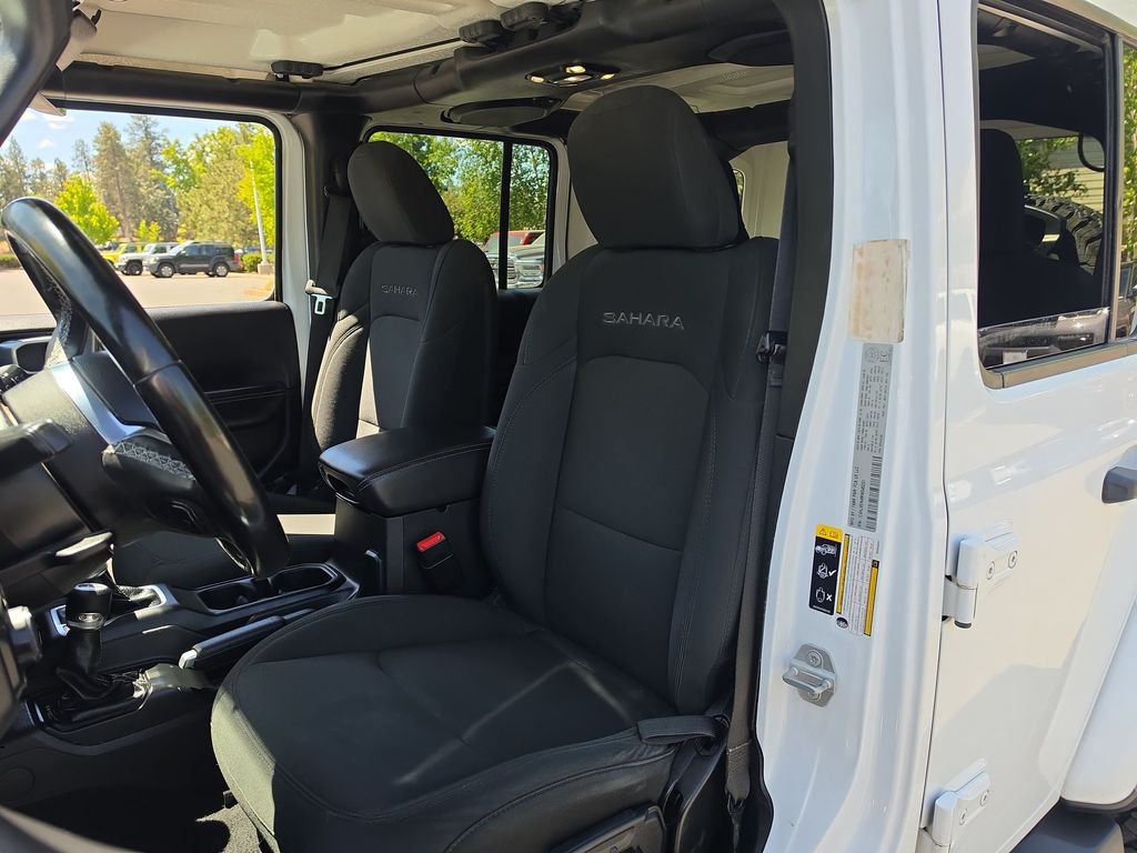 Thumbnail: 2021 Jeep Wrangler - 7
