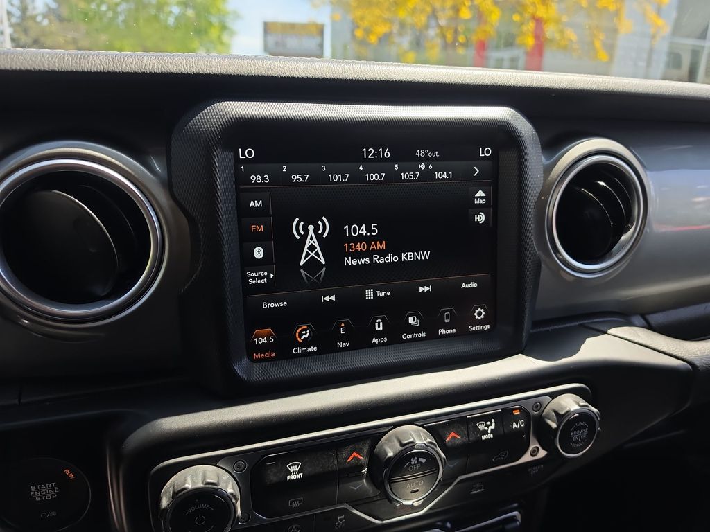 Thumbnail: 2021 Jeep Wrangler - 10