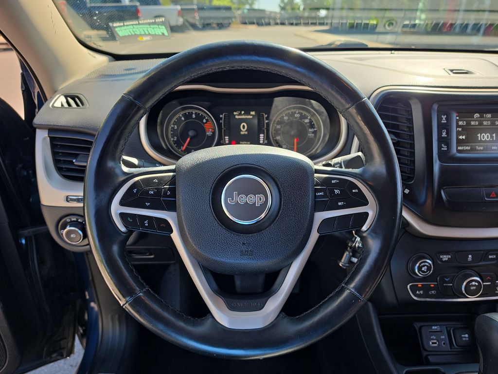 Thumbnail: 2018 Jeep Cherokee - 2