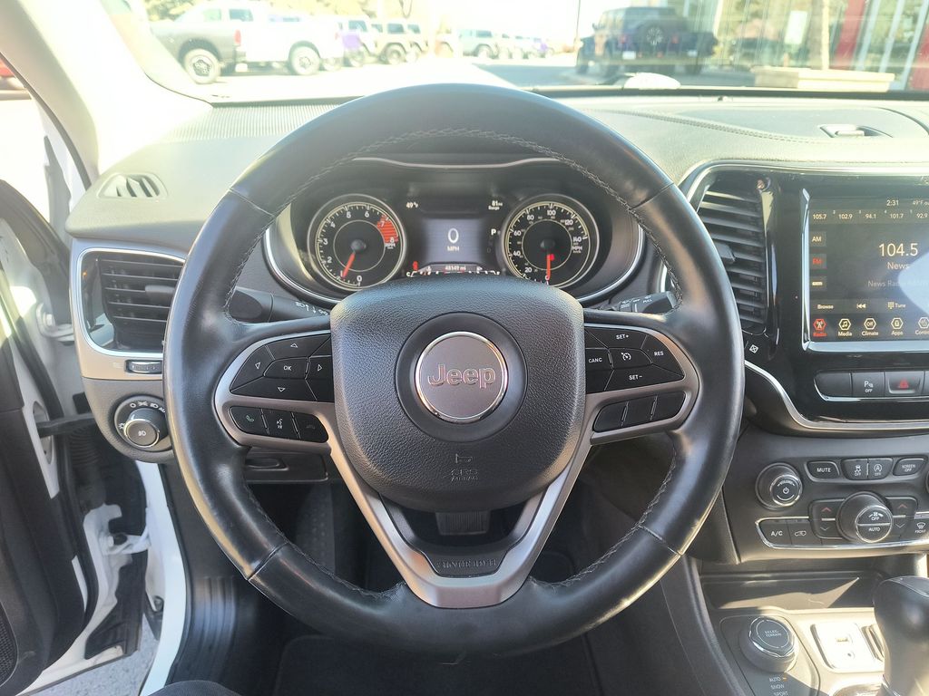 Thumbnail: 2019 Jeep Cherokee - 2