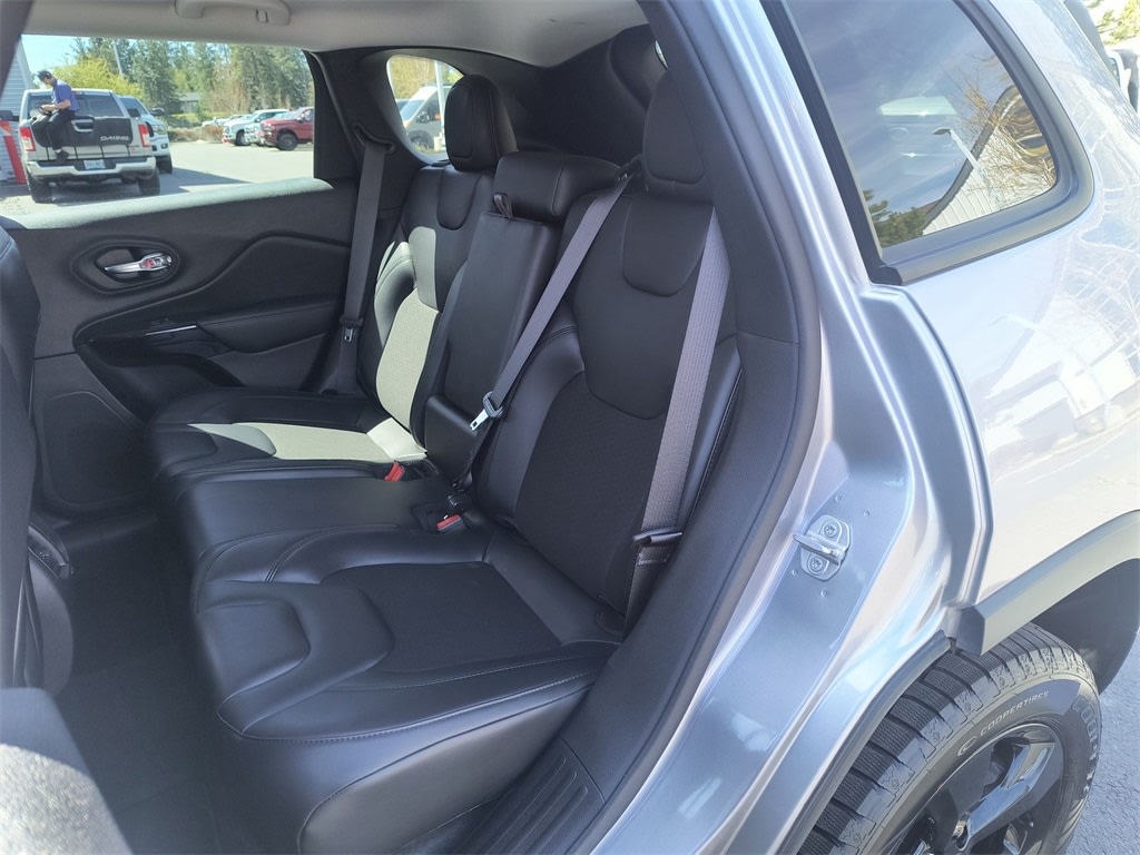 2021 Jeep Cherokee Latitude 11