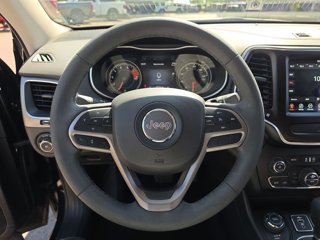 Thumbnail: 2022 Jeep Cherokee - 2