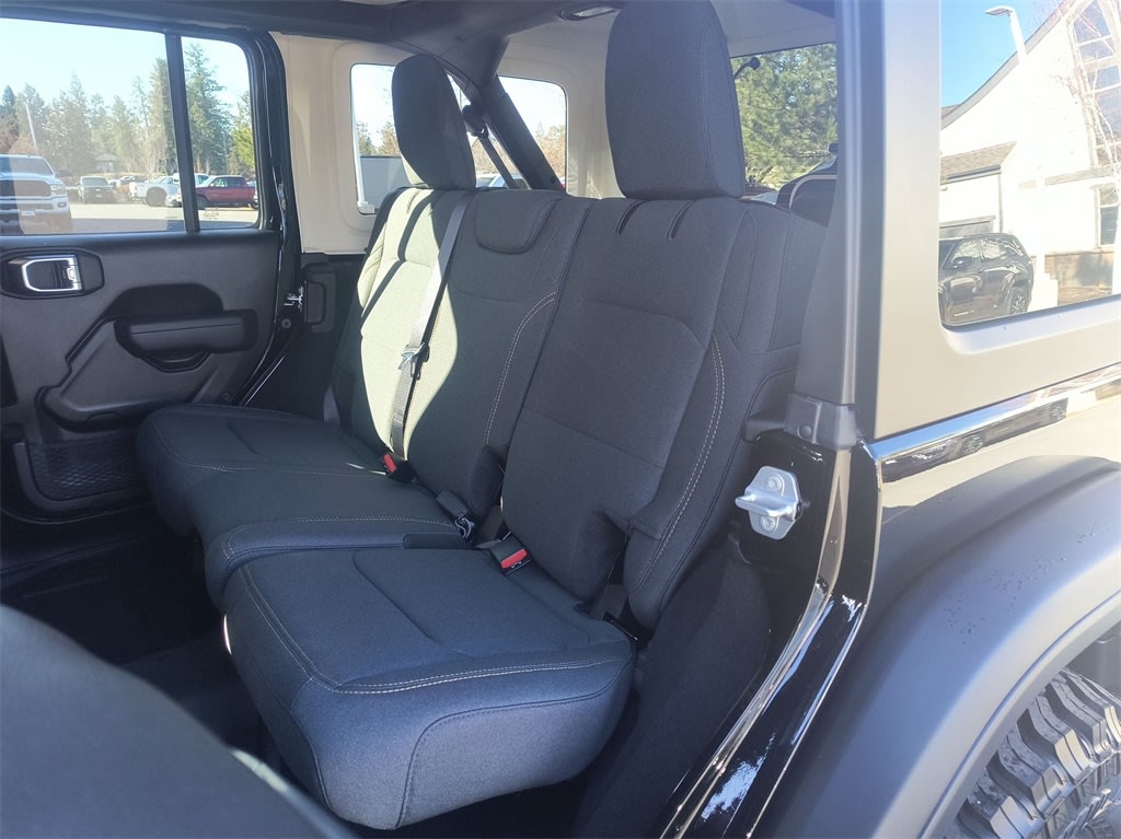 Thumbnail: 2025 Jeep Wrangler - 8