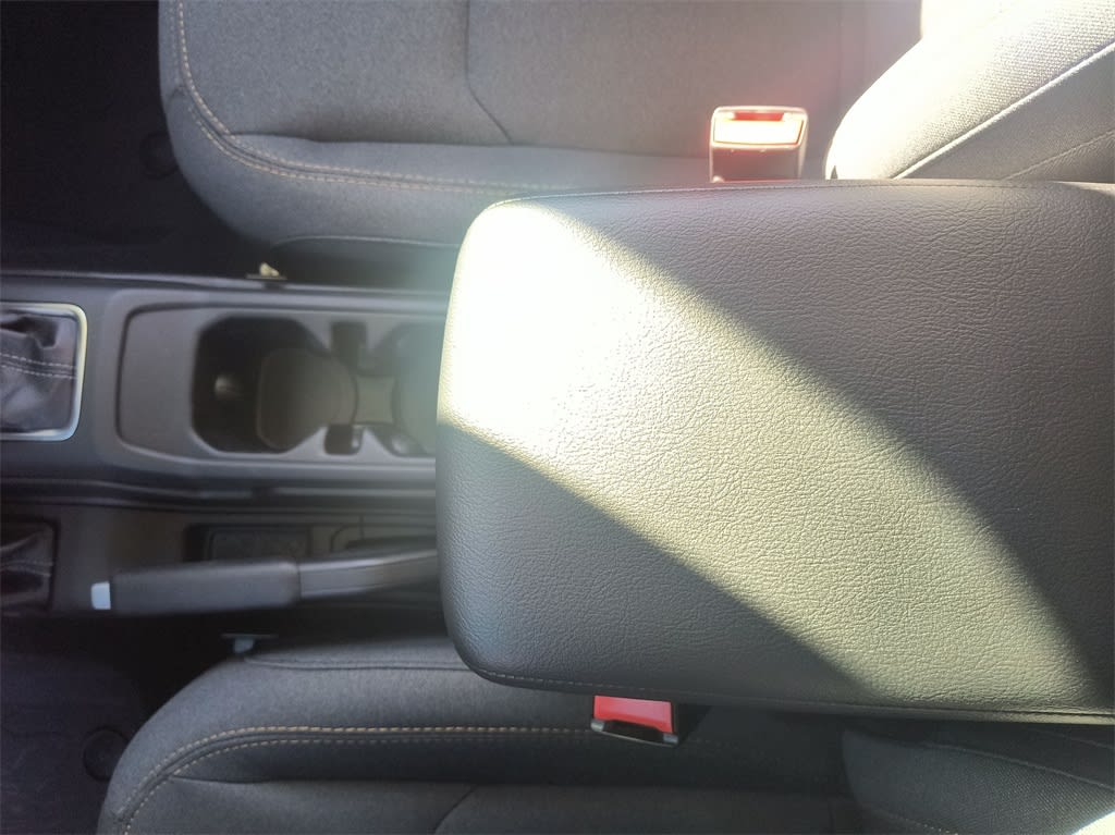 Thumbnail: 2025 Jeep Wrangler - 23