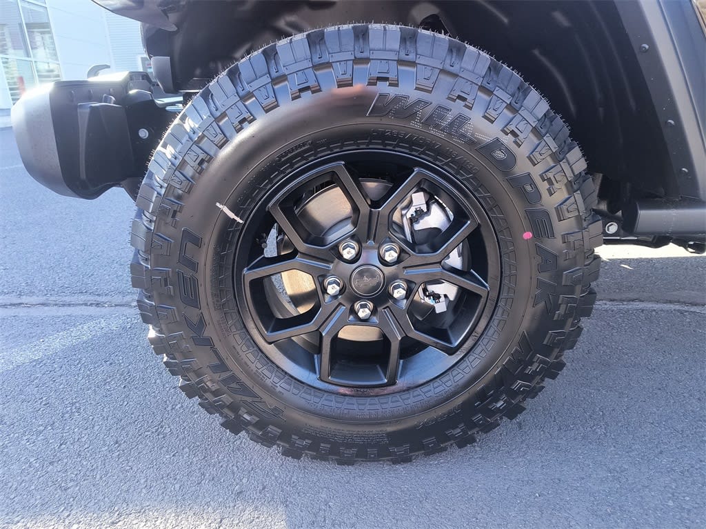 Thumbnail: 2025 Jeep Wrangler - 5