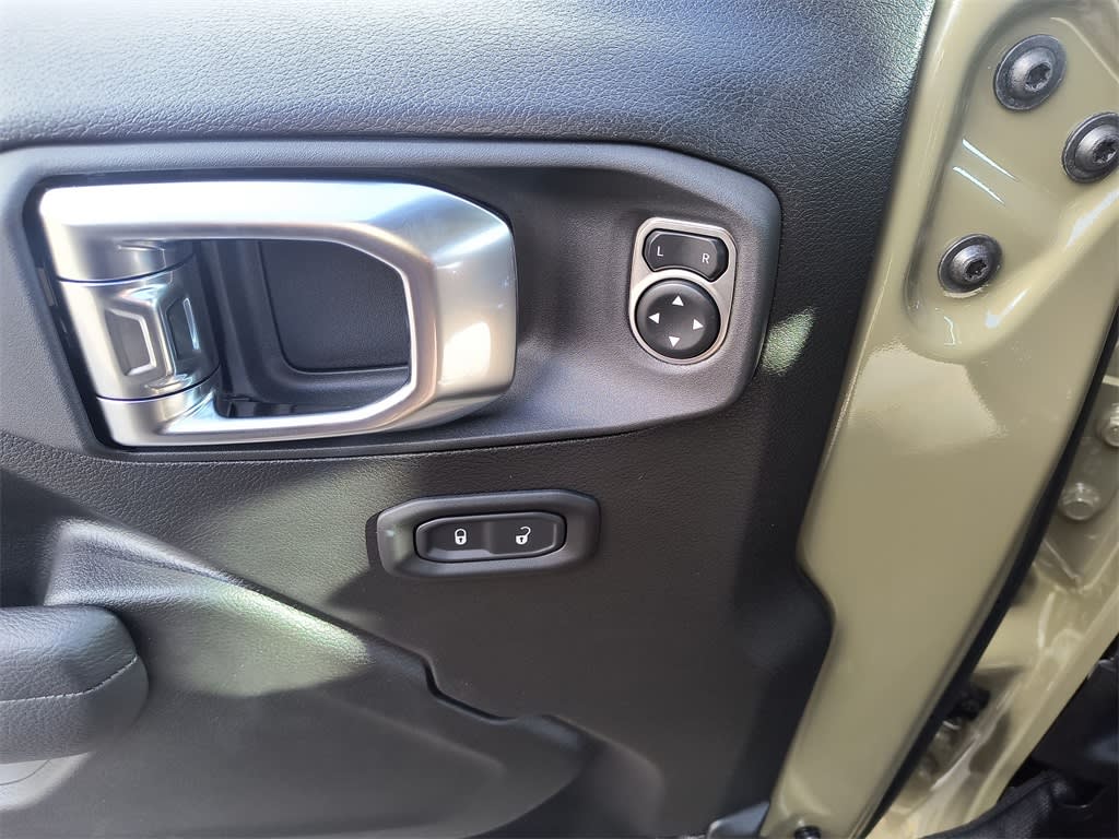 Thumbnail: 2026 Jeep Wrangler - 20