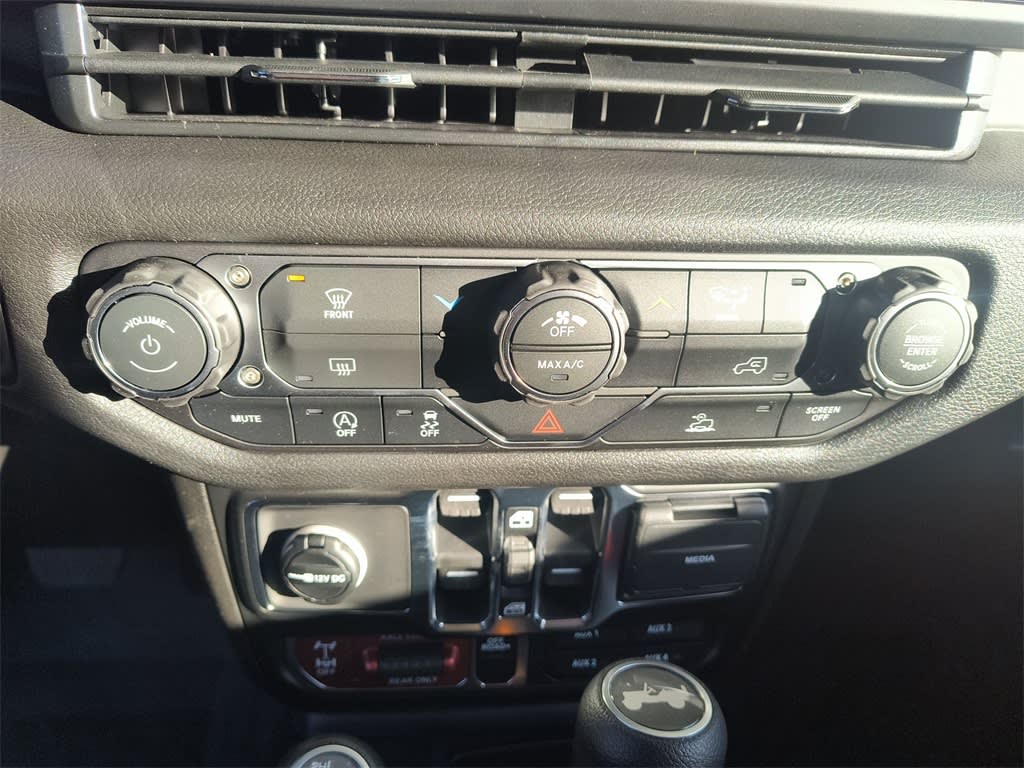 Thumbnail: 2026 Jeep Wrangler - 8